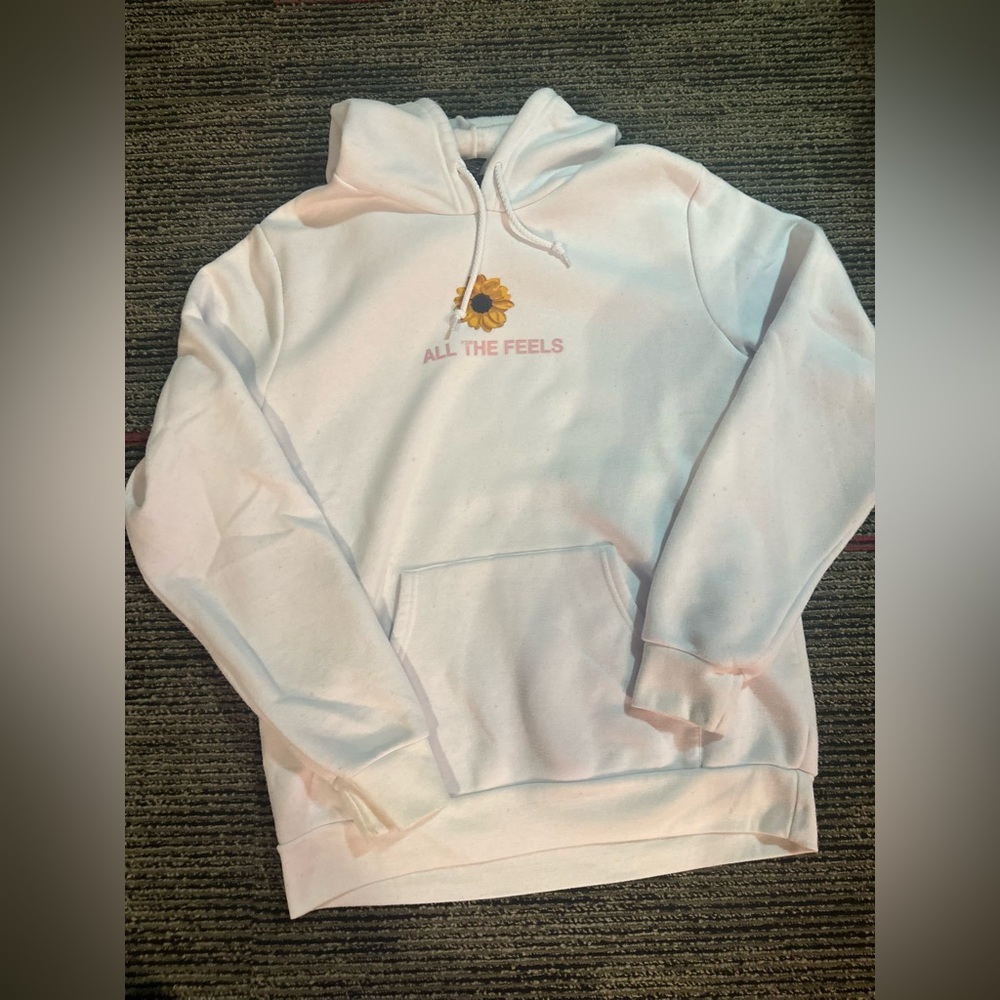 ALL THE FEELS - graphic white hoodie. Size M.